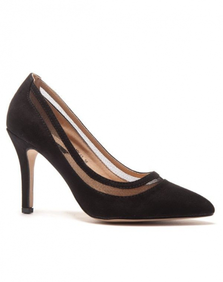 Black pump with suede effect and fishnet insert