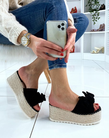 Black wedge mules with bow