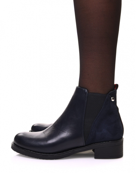 Blue ankle boots with two-tone elastic at the back