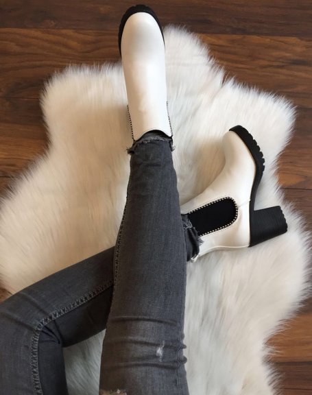 Bottines cloutes blanches  talons
