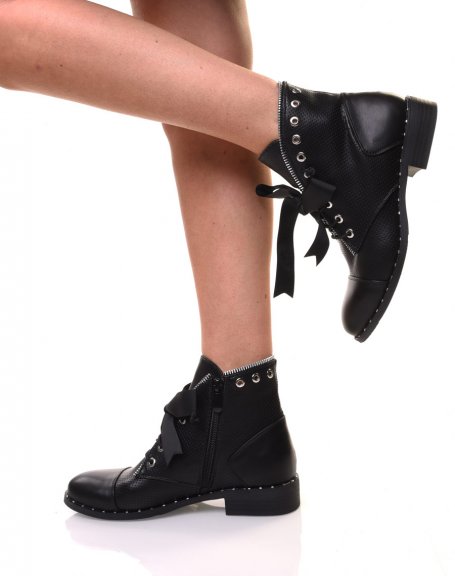 Bottines noires perfores 