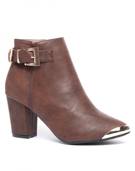 Brown Like Style ankle boot with buckle and gold toe