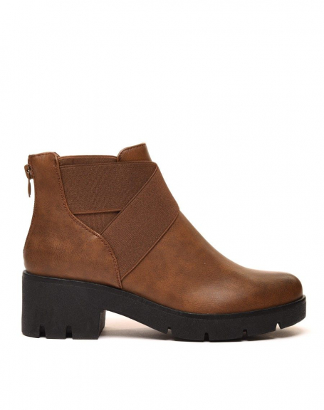 Camel Chelsea boots with crossed elastics