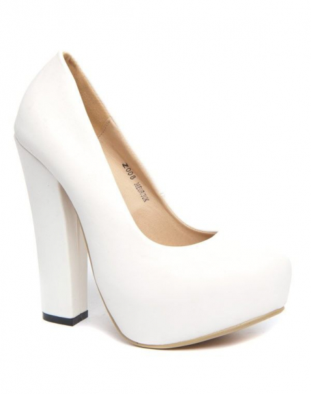 Chaussures femme: Escarpins blancs avec plateforme   