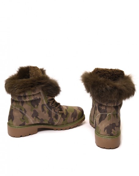 Chaussures montantes  lacets & fourres camouflage 