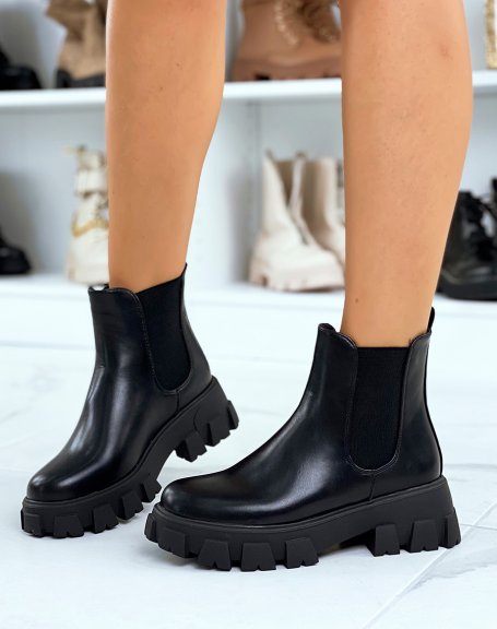 Chelsea boots noires  grosse semelle paisse et crante