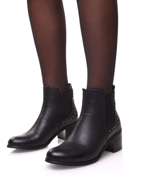 Chelsea boots noires clouts  petits talons
