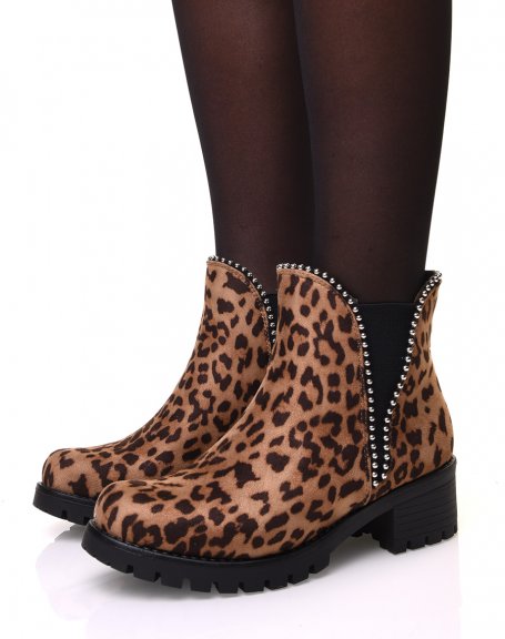 Chelsea boots semelles crantes lopard  clous ronds