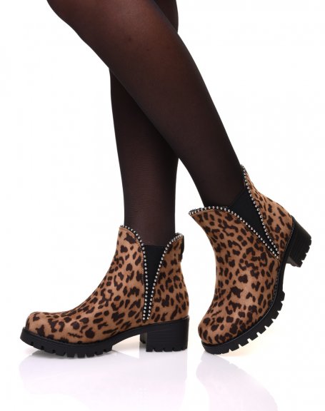 Chelsea boots semelles crantes lopard  clous ronds