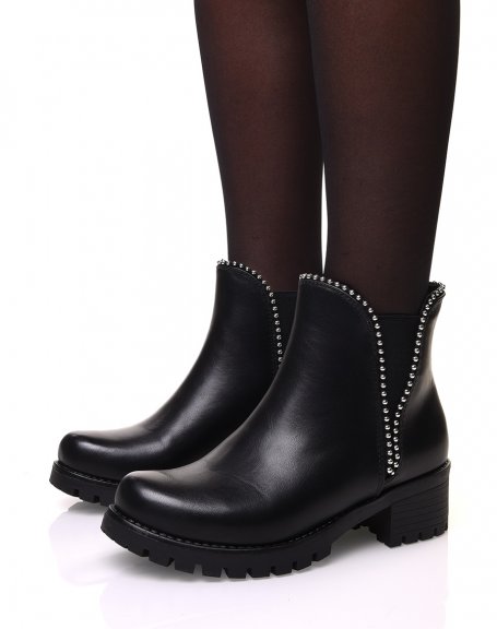 Chelsea boots semelles crantes noires  clous ronds
