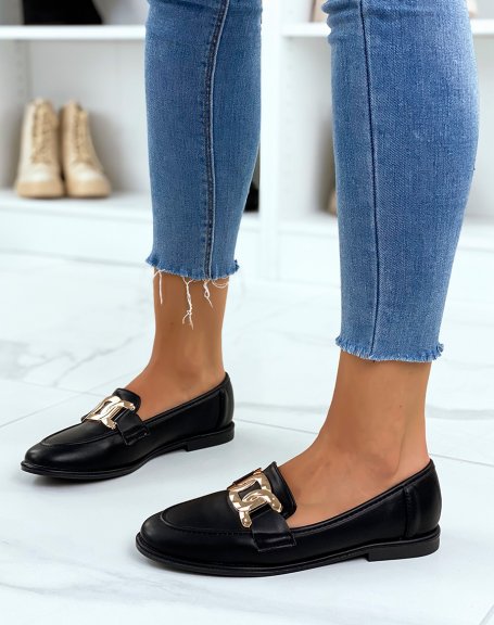 Flat black loafers with gold chain