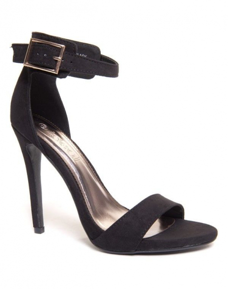 Ideal women's shoes: black heeled sandals