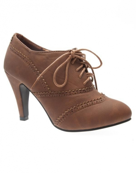 Ideal women's shoes: Derbies with heels