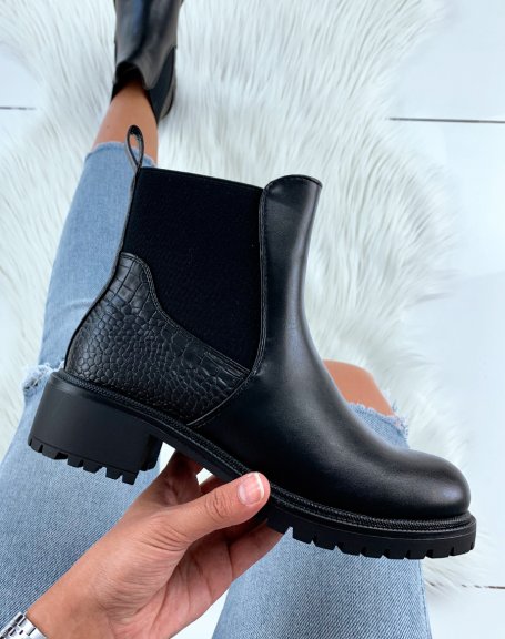 Matte black double-paneled ankle boots