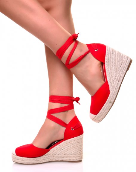 Red canvas wedge espadrilles with ribbons