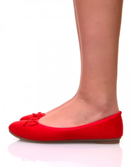 Red suedette ballerinas with small knots