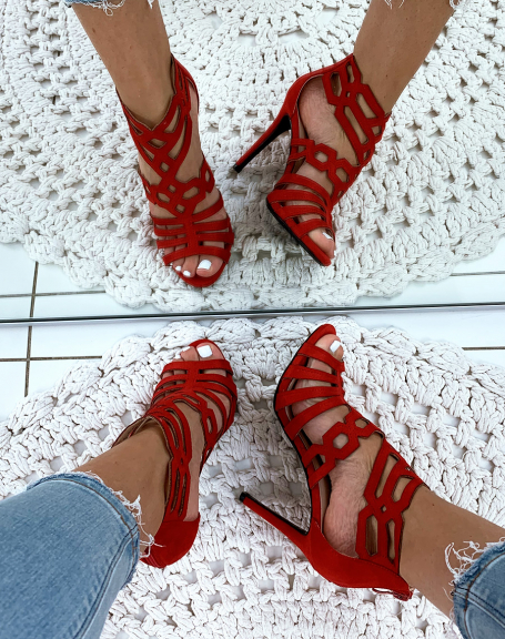 Sandales  talons aiguilles en sudine rouges