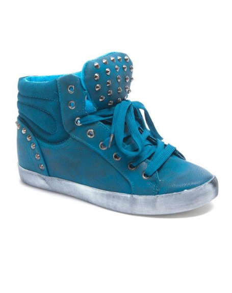 Sinly women's shoe: Studded sneaker with vintage blue sole