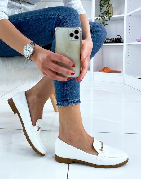 White croc-effect loafers with gold detail