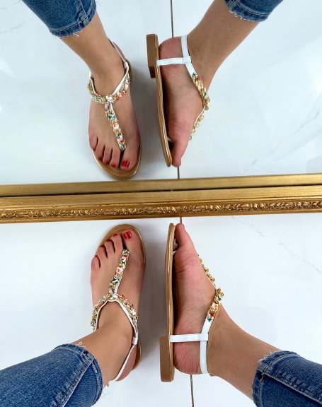 White sandals with colorful fabrics and golden chain