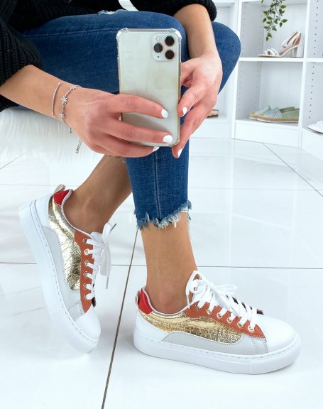 White sneakers with laces and several panels