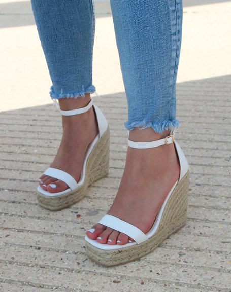 White wedges with square toe and high heel
