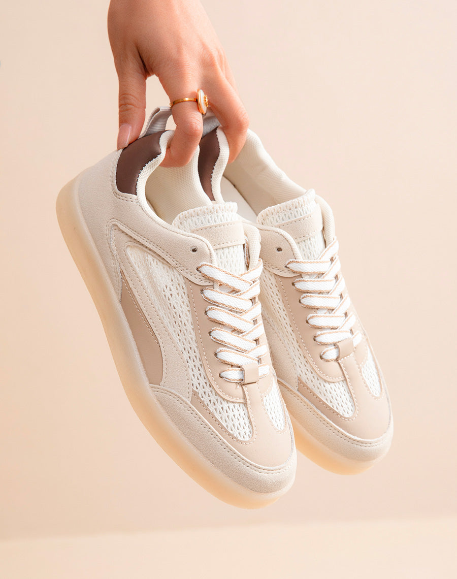 Basket femme beige élégante avec empiècements marron et suédine taupe
