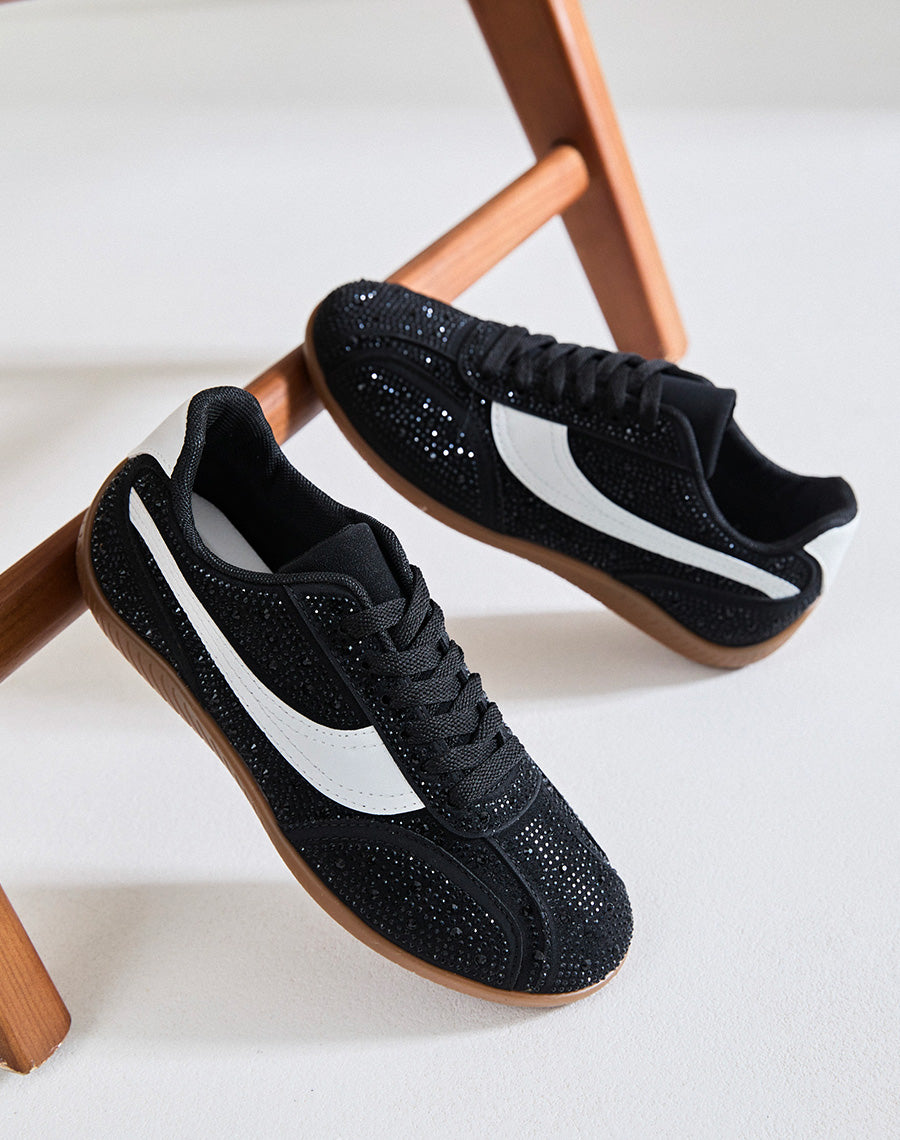 Basket femme noire avec strass et empiècement blanc