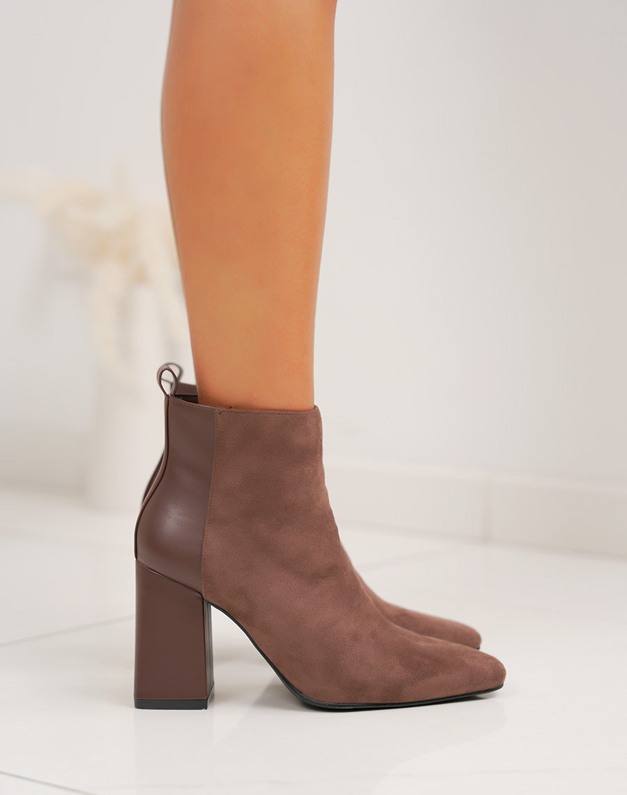 Bottines femme marron chic à talon haut épais et bout pointu en bi-matière