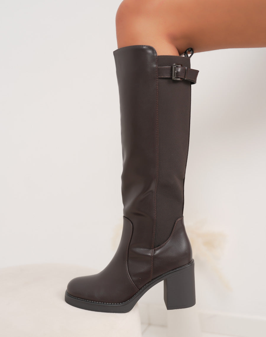Bottes marron à talon moyen et tige élastique avec sangle décorative