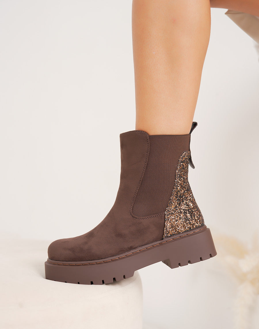 Bottines femme marron en suédine style Chelsea avec paillettes cuivrées et semelle plateforme