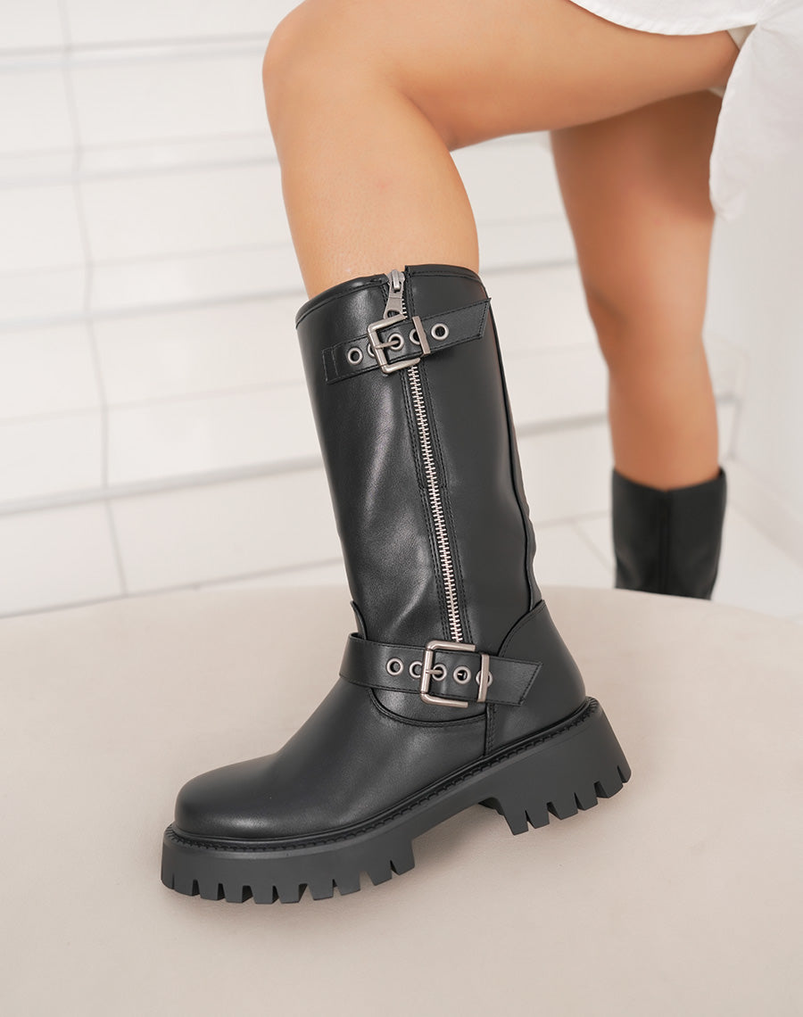 Bottines hautes noires à semelle crantée