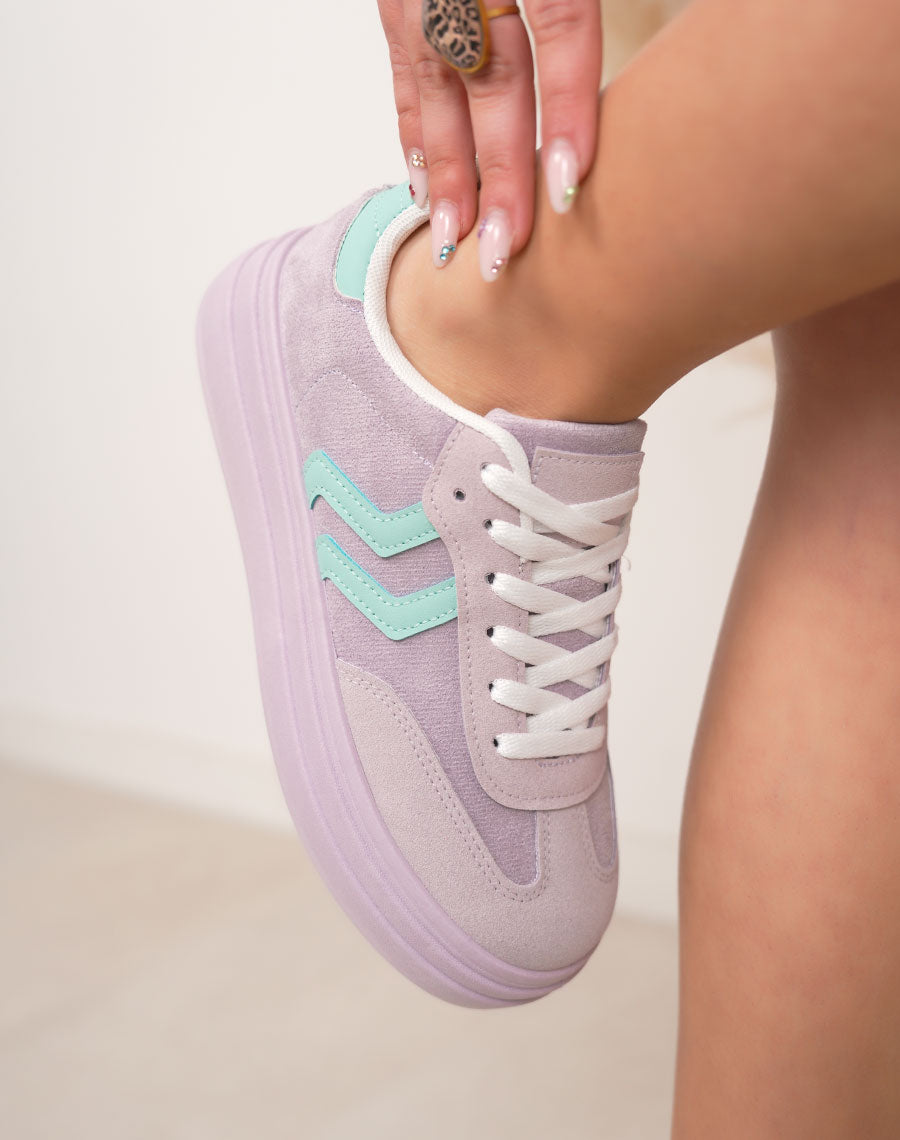 Basket femme violette tendance à plateforme épaisse et détails bleus