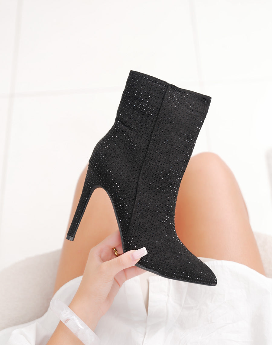Bottines noires à strass et talon aiguille