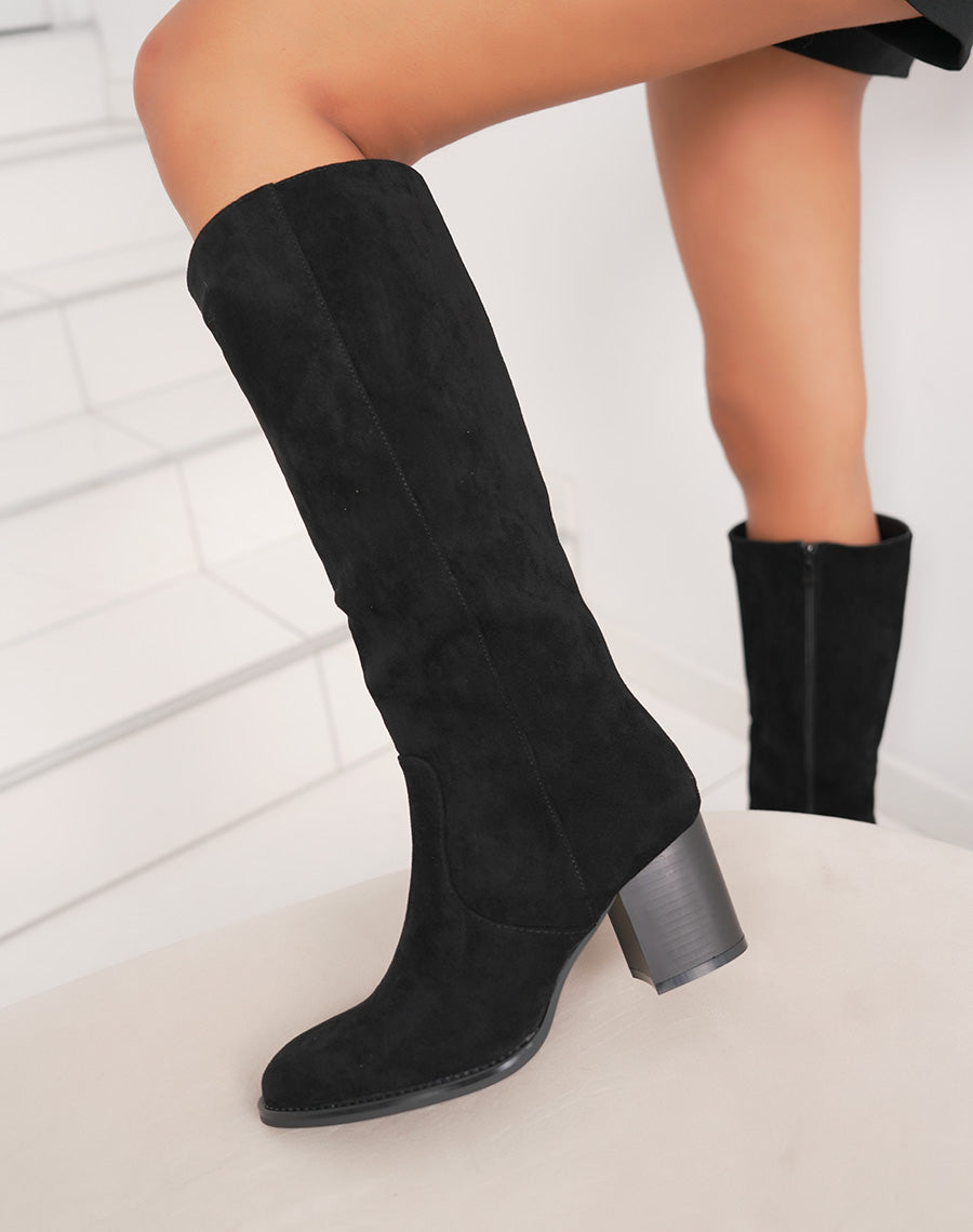 Bottes noires en suédine à talon carré et intérieur fourré