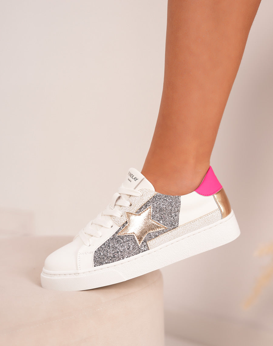 Baskets femme FINDLAY blanches avec étoile dorée et détails pailletés