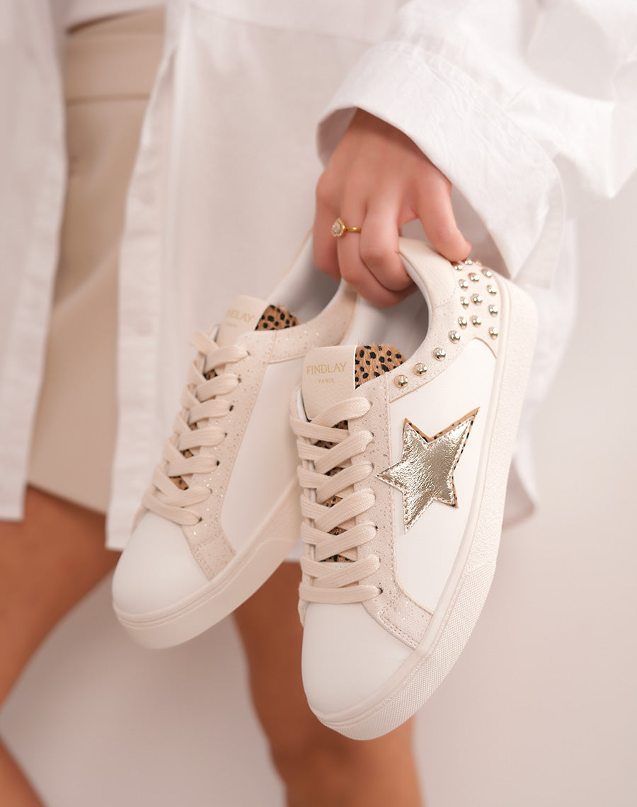 Women's sneakers FINDLAY White with golden stars and trendy studded details