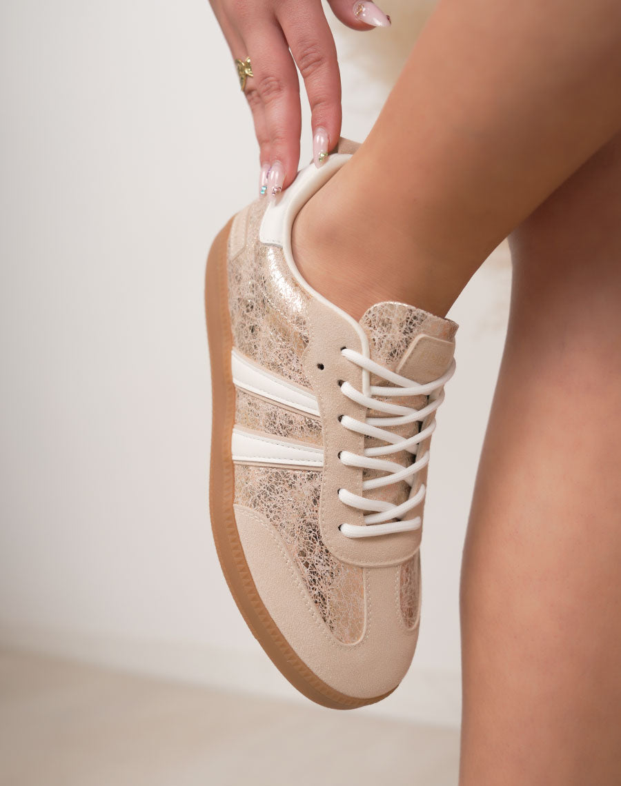 Basket femme dorée tendance à effet irisé avec semelle marron