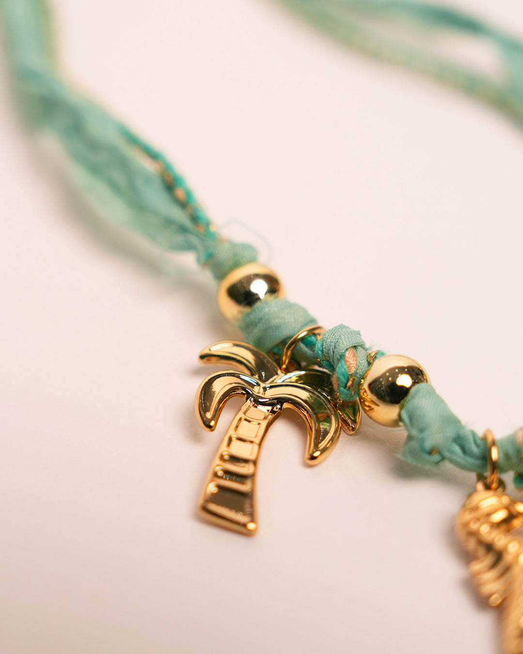 Collier Douala