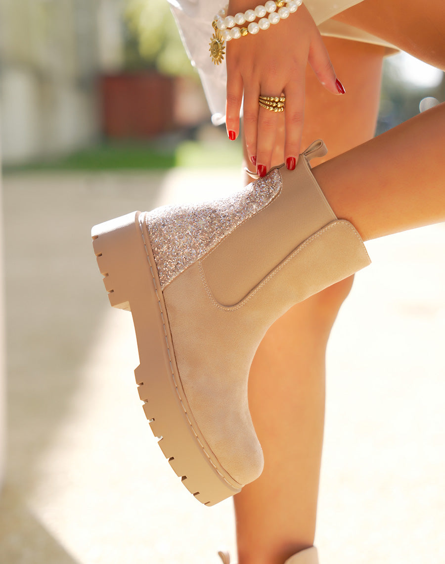 Bottines femme beiges tendance style Chelsea en suédine avec paillettes