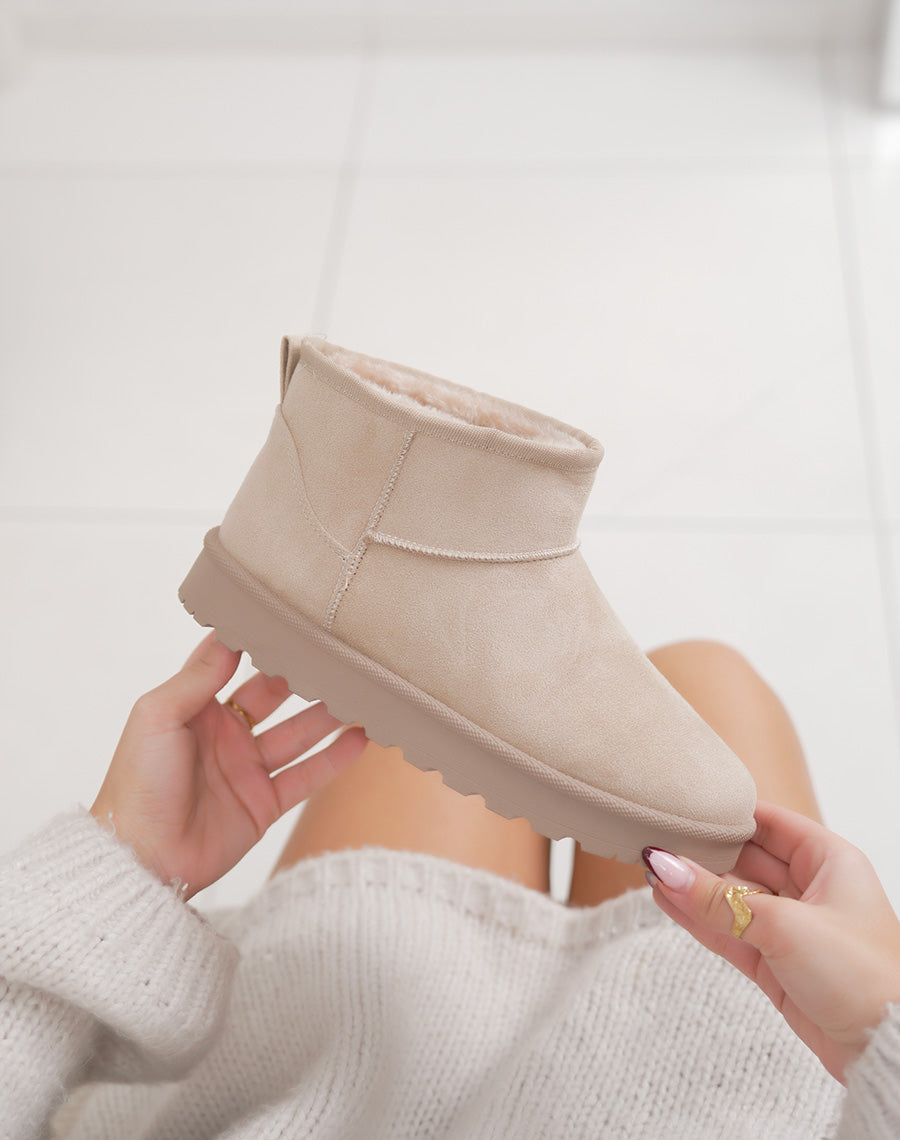Bottines basses fourrées en suédine beige