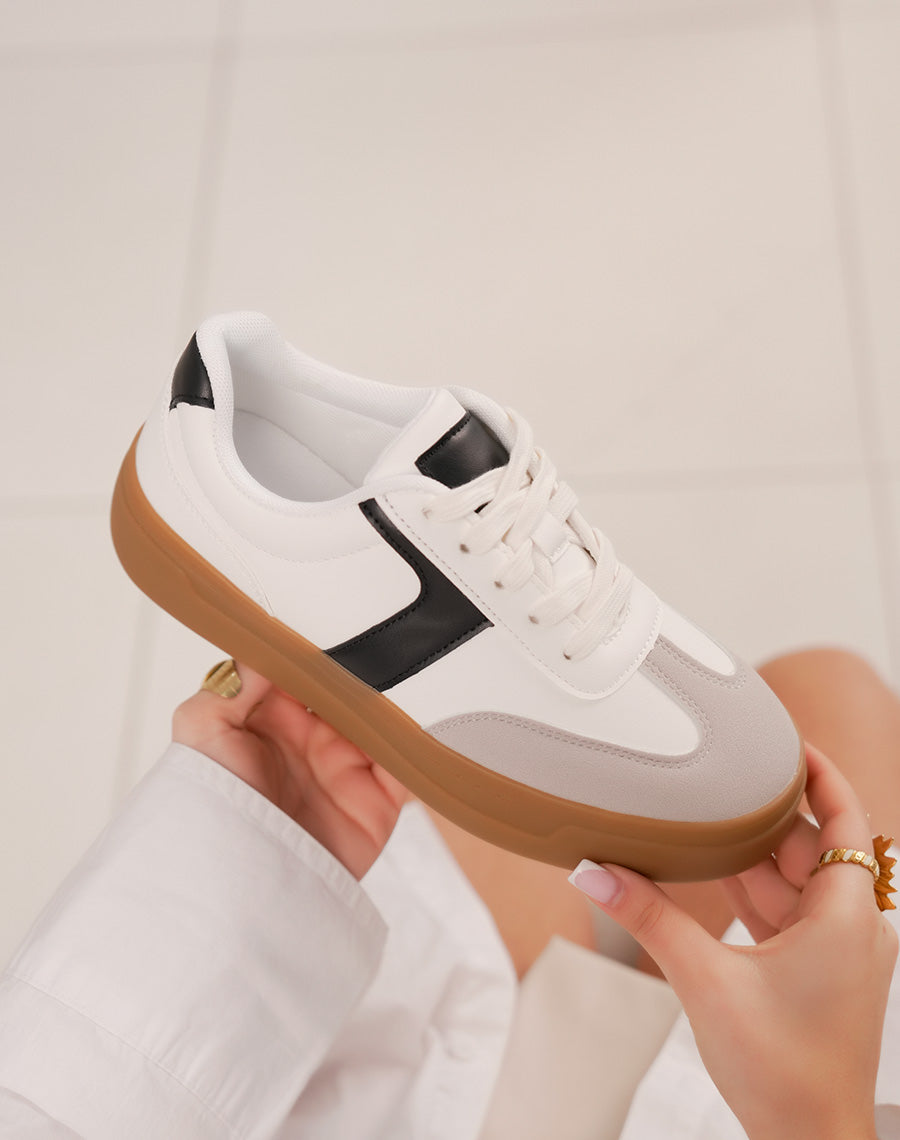 Basket femme blanche tendance à triple plate-forme marron et détails suédine