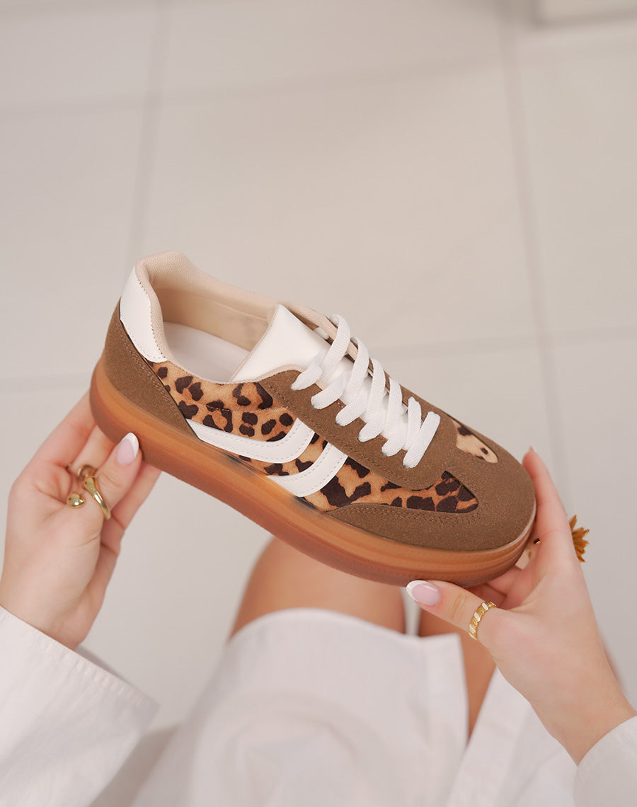 Baskets femme marron et léopard en suédine avec semelle plateforme tendance