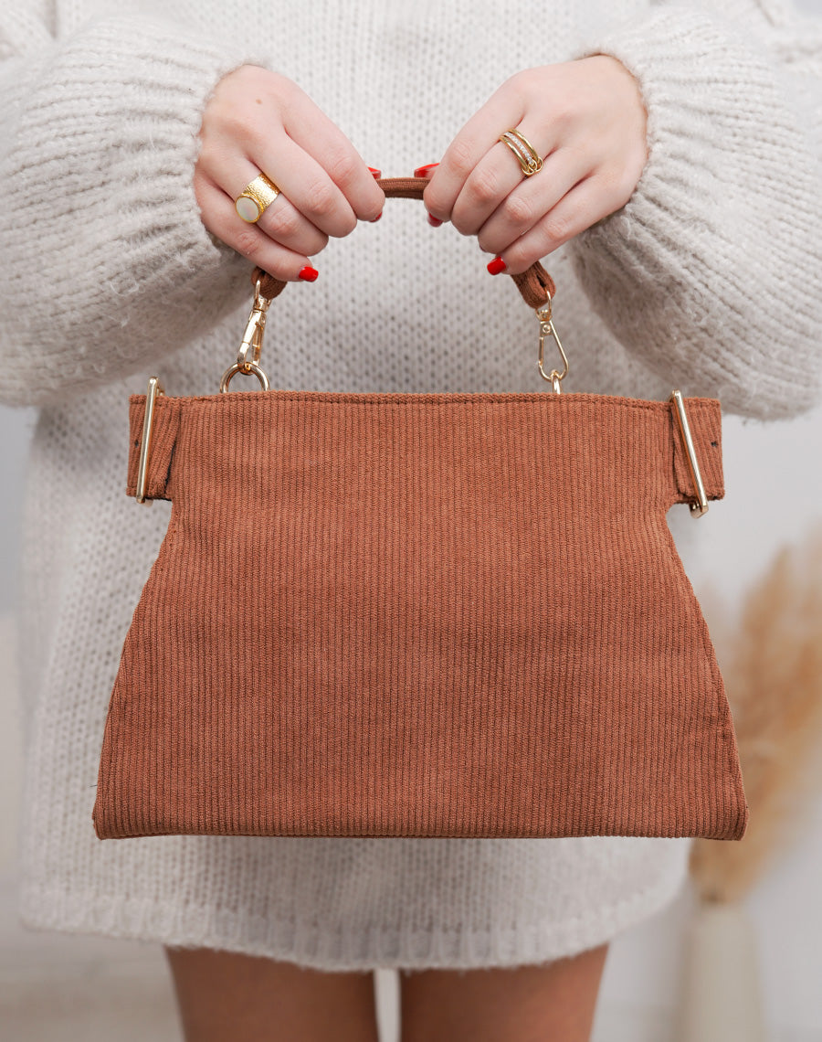 Sac femme camel en suédine côtelée élégante avec anses dorées et double bandoulière