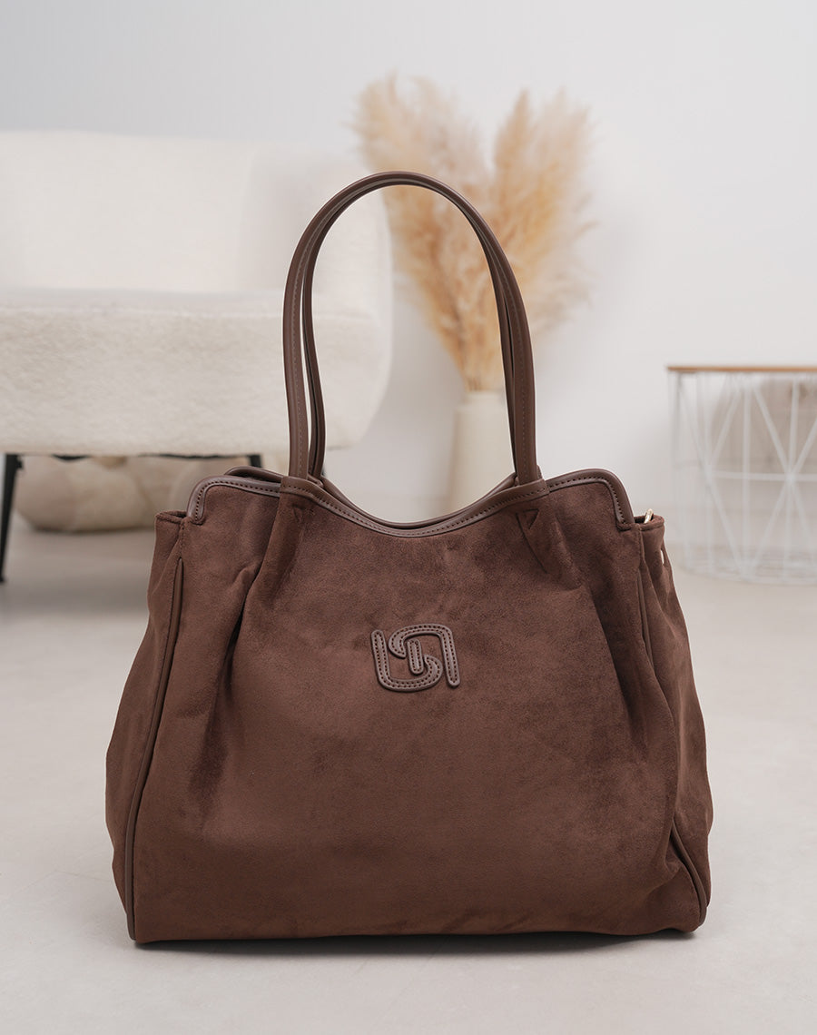 Sac marron en suédine avec détail en similicuir