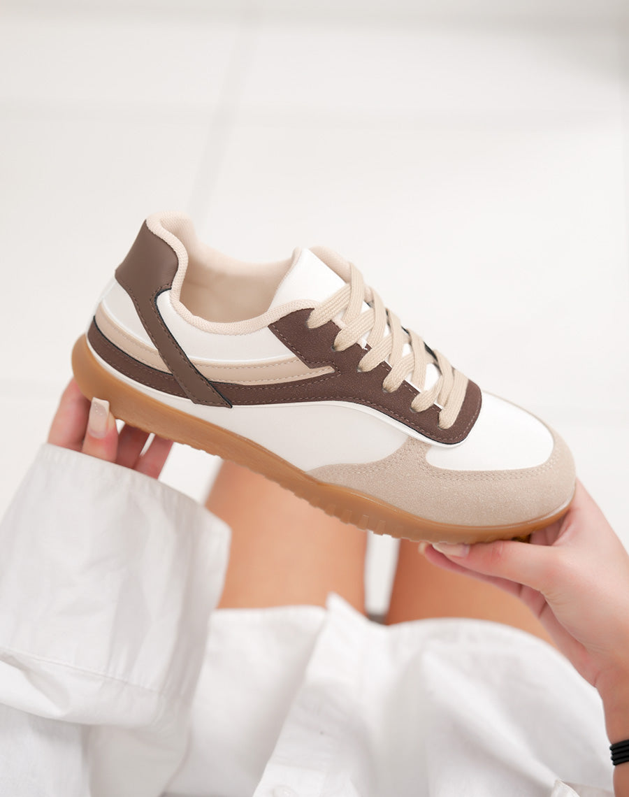 Baskets femme beiges tendance à empiècements taupe et marron