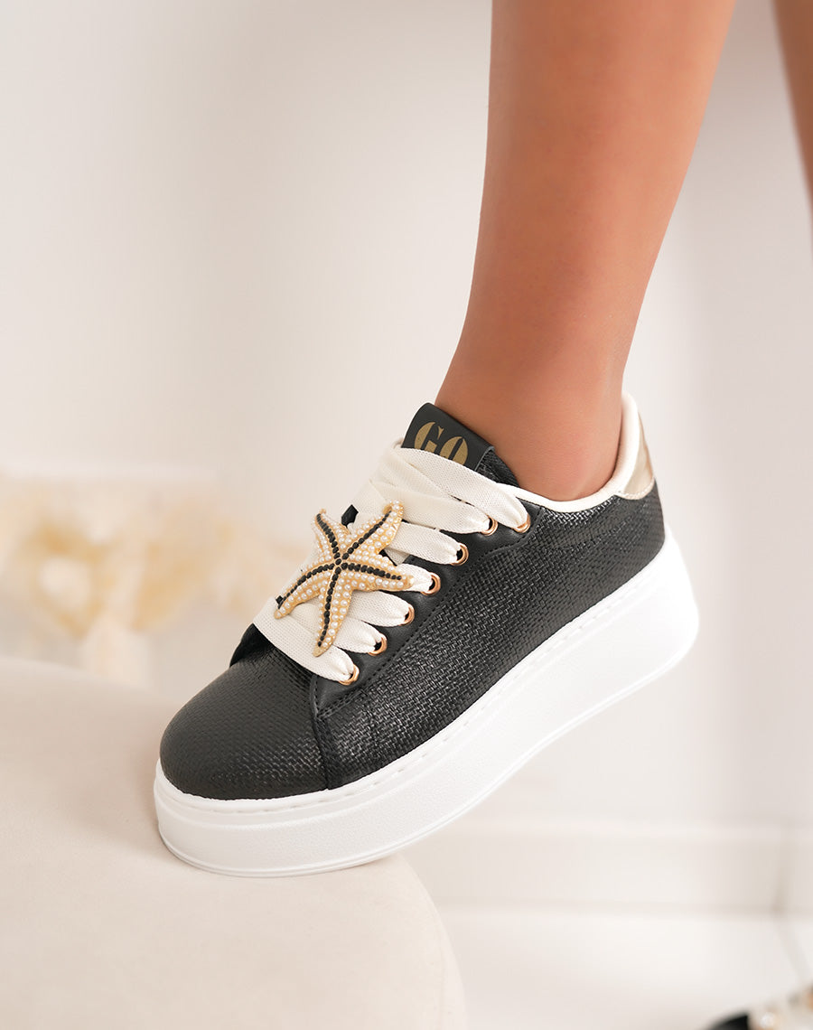 Basket femme noire élégante effet jute avec empiècement doré et bijoux fantaisie