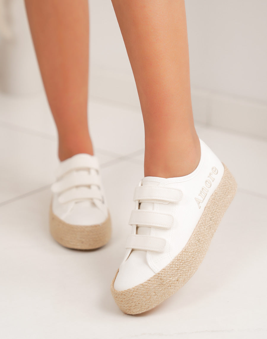 Basket femme blanche tendance avec scratch et semelle en osier stylée