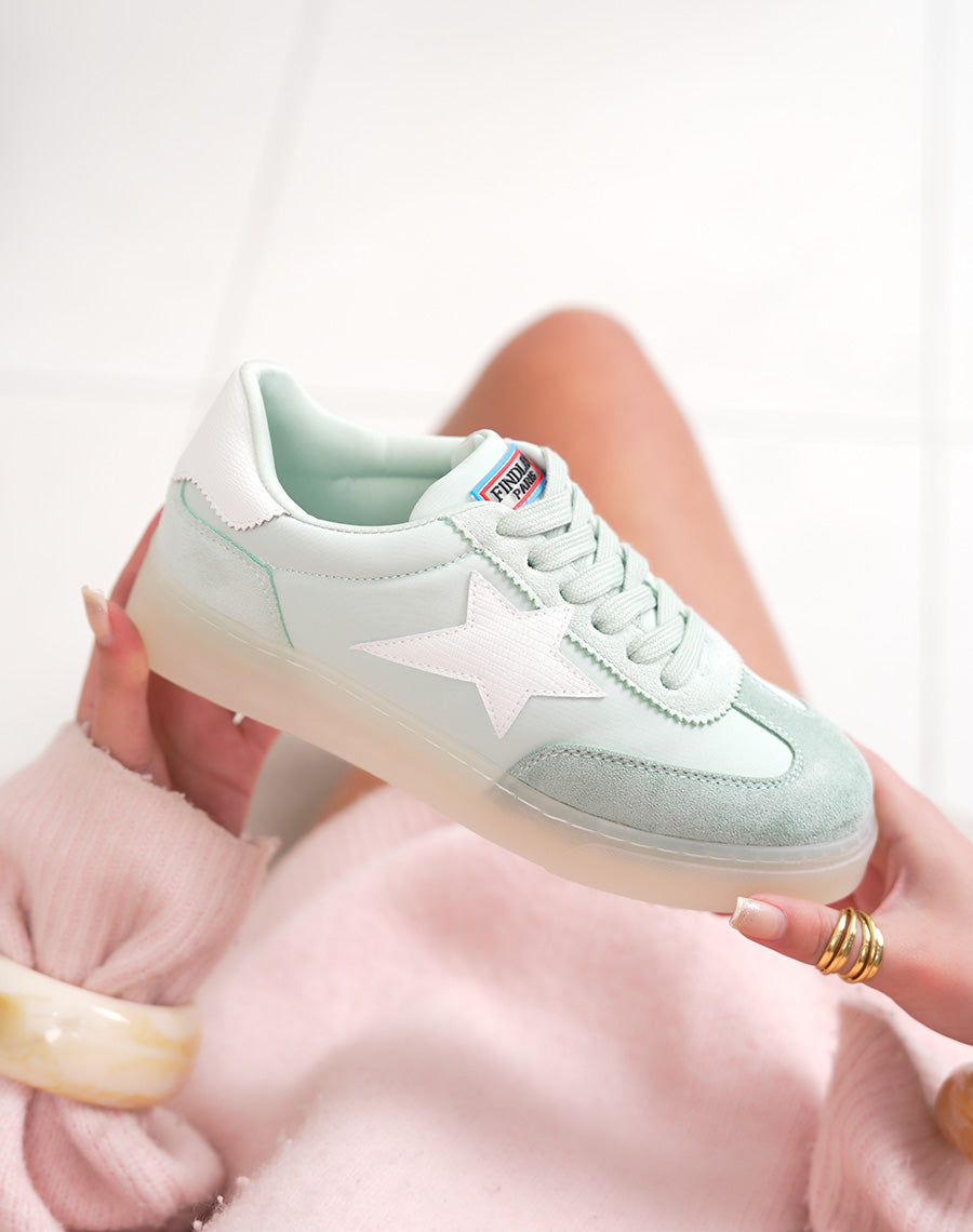 Basket femme vert d’eau FINDLAY avec étoile effet croco et semelle translucide