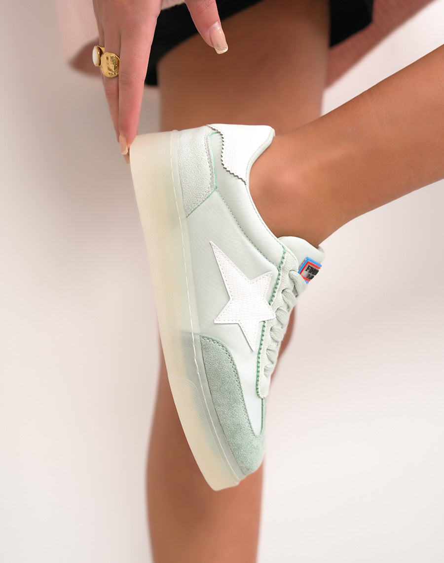 Basket femme vert d’eau FINDLAY avec étoile effet croco et semelle translucide